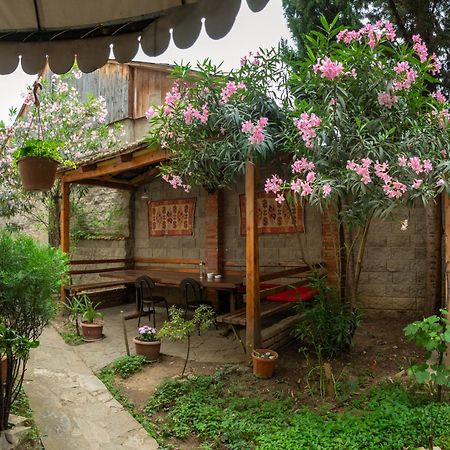 Valeria Hotel Tiflis Dış mekan fotoğraf