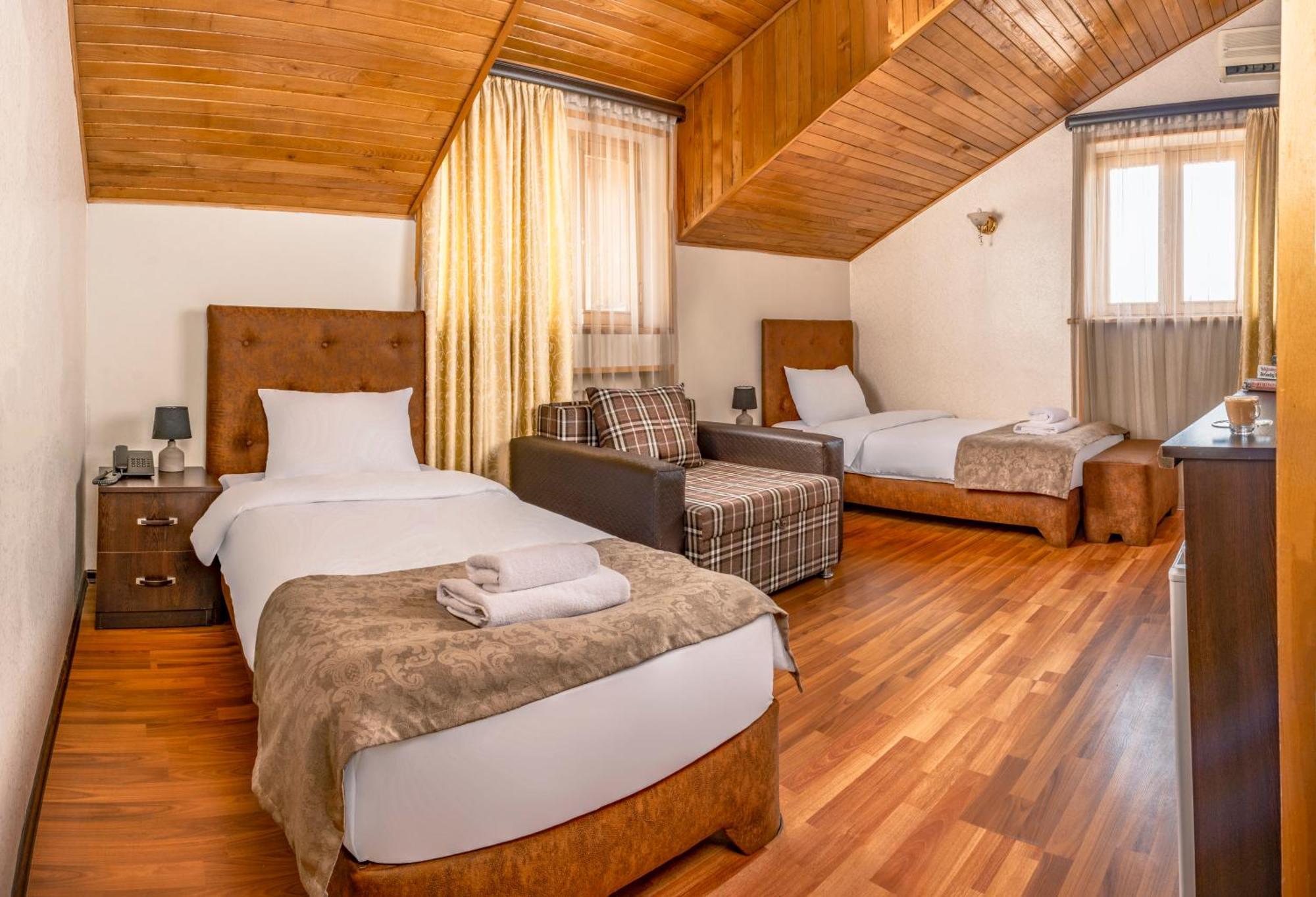 Valeria Hotel Tiflis Dış mekan fotoğraf